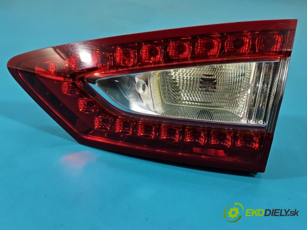 Ford Mondeo Mk5 2014-2022 2.0 tdci 150 HP automatic 110 kW 1997 cm3 5- svetlo / reflektor zadné pravé kufrové dvere DS73-13A602-CG