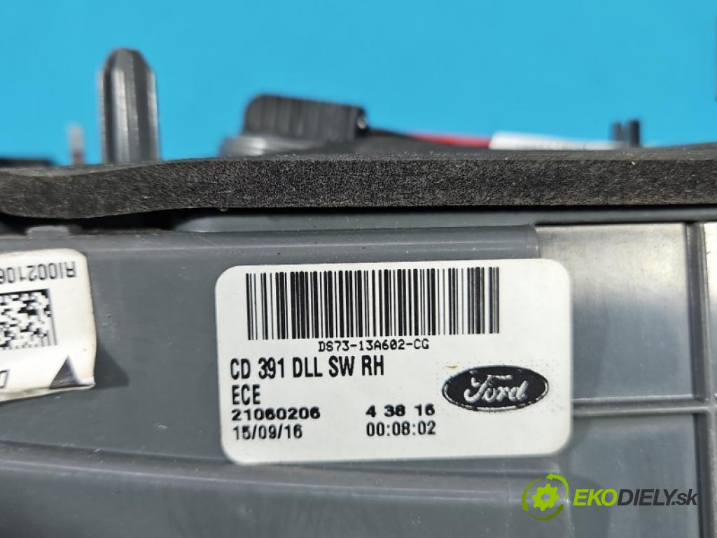 Ford Mondeo Mk5 2014-2022 2.0 tdci 150 HP automatic 110 kW 1997 cm3 5- svetlo / reflektor zadné pravé kufrové dvere DS73-13A602-CG