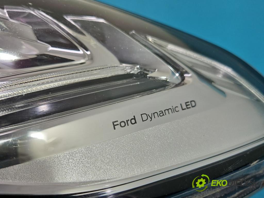 Ford Mondeo Mk5 2014-2022 2.0 tdci 150 hp automatic 110 kW 1997 cm3 5- světlo levý  (Klika dveří ostatní)