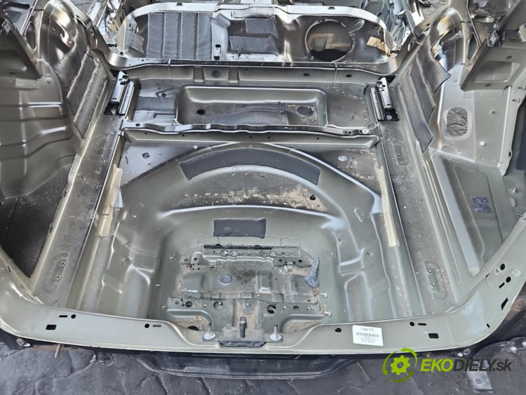 Audi A4 B9 2015-2024 2.0 tdi 204 HP automatic 150 kW 1968 cm3 5- pas zadní: