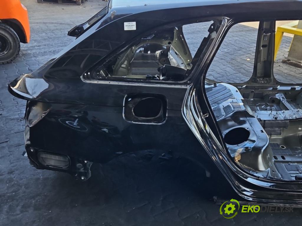 Audi A4 B9 2015-2024 2.0 tdi 204 hp automatic 150 kW 1968 cm3 5- blatnik zadní pravý 