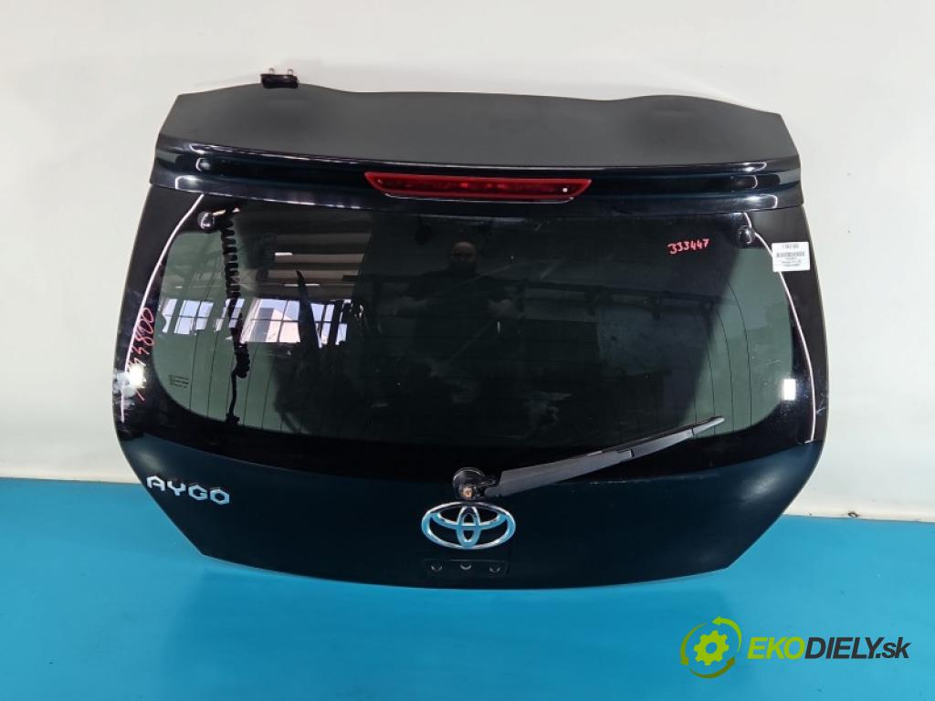Toyota Aygo II 2014-2022 1.0 vvti 69KM manual 51 kW 998 cm3 5- zadní kufrové dveře  (Zadní kapota (kufr))