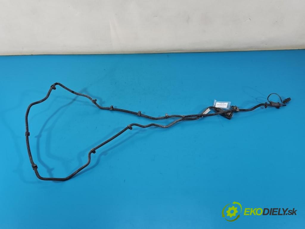 Audi A4 B9 2015-2024 2.0 tdi 204 HP automatic 150 kW 1968 cm3 5- Trubka: 8W0131962F