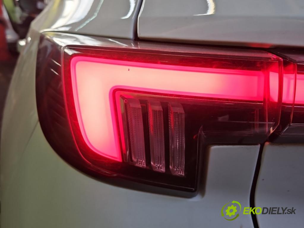 Opel Mokka B 2020- 1.2 T 131 HP manual 96 kW 1199 cm3 5- svetlo / reflektor zadné ľavé blatník 9833721880