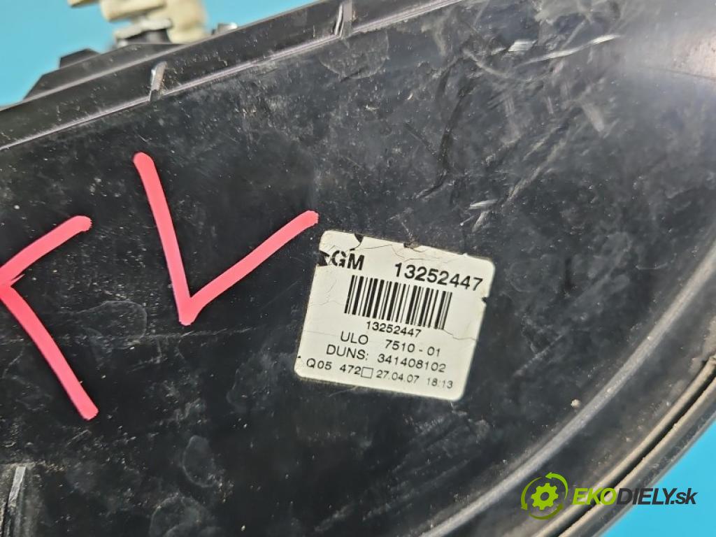 Opel Zafira B 2005-2014 2.2 16V 150 HP automatic 110 kW 2198 cm3 5- svetlo / reflektor zadné ľavé blatník 13252447