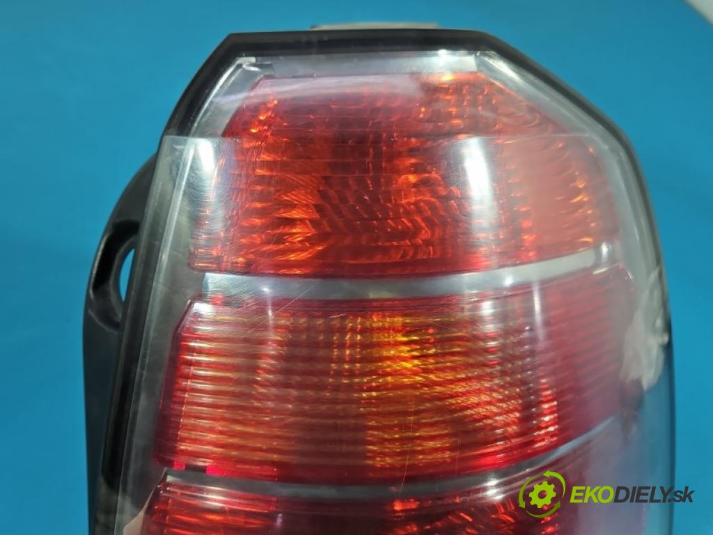 Opel Zafira B 2005-2014 2.2 16V 150 HP automatic 110 kW 2198 cm3 5- svetlo / reflektor zadné pravé blatník 24451843R