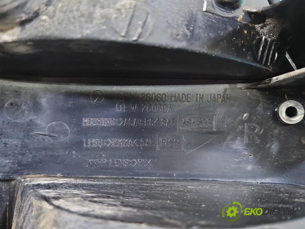 Subaru Impreza II GD 2000-2007 2.0 boxer 125 HP manual 92 kW 1994 cm3 5- svetlo / reflektor zadné pravé blatník 26060A