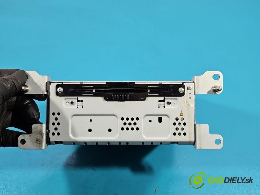 Ford Mondeo Mk5 2014-2022 2.0 tdci 150 hp automatic 110 kW 1997 cm3 5- Radio továrna: HS7T-19C107-PC