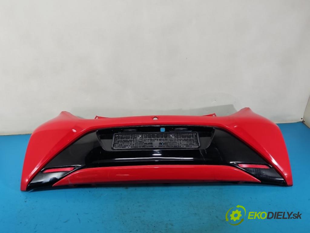 Toyota Aygo II 2014-2022 1.0 vvti 69KM manual 51 kW 998 cm3 5- nárazník zadné  (Kľučka dverí ostatné)