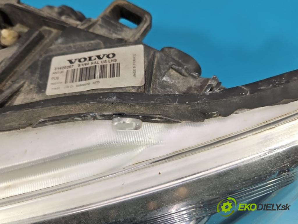 Volvo S60 II 2010-2018 2.0 T 241KM automatic 177 kW 1999 cm3 4- Reflektor: ľavý 31420287 (Kľučka dverí ostatné)