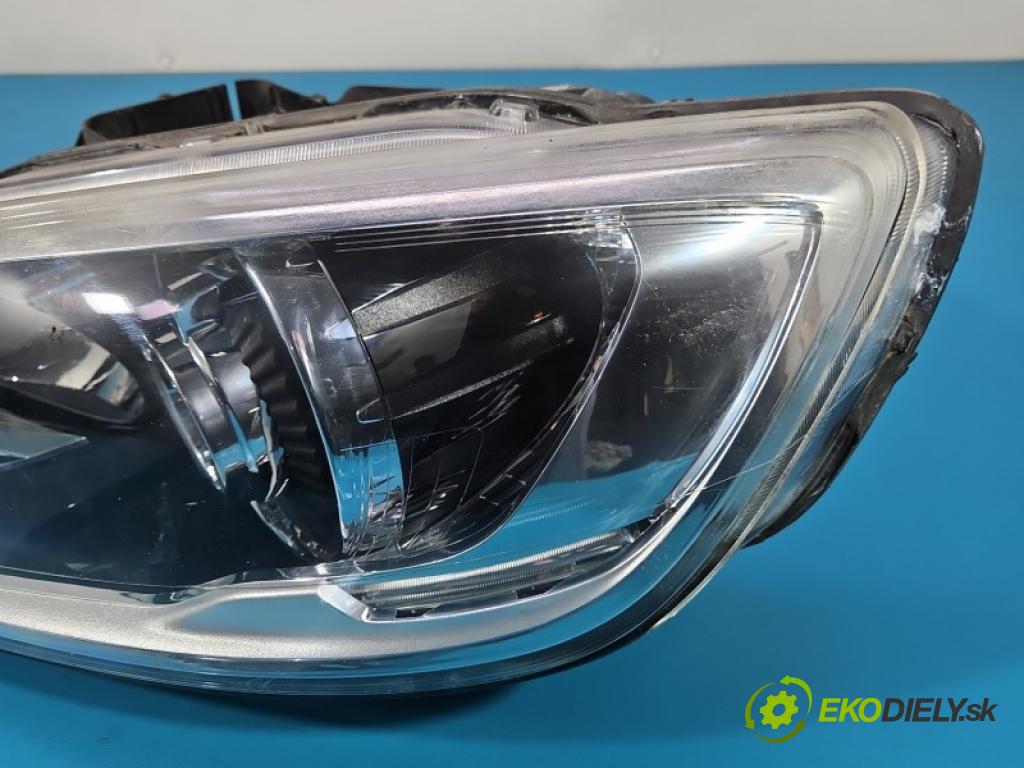 Volvo S60 II 2010-2018 2.0 T 241KM automatic 177 kW 1999 cm3 4- Reflektor: ľavý 31420287 (Kľučka dverí ostatné)