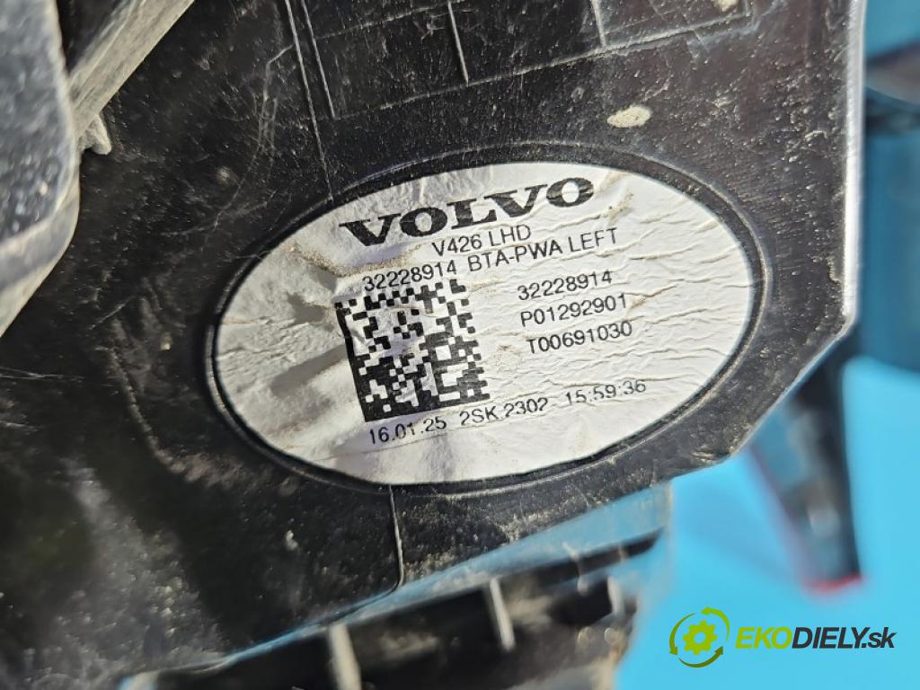 Volvo XC60 II 2017- 2.0 T5 250 HP automatic 184 kW 1969 cm3 5- svetlo / reflektor zadné ľavé blatník 32228914