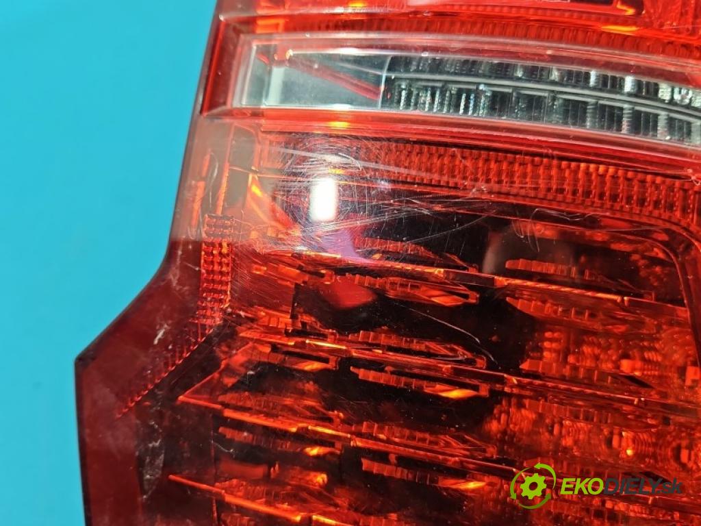 Volvo XC60 II 2017- 2.0 T5 250 HP automatic 184 kW 1969 cm3 5- svetlo / reflektor zadné pravé blatník 32228915