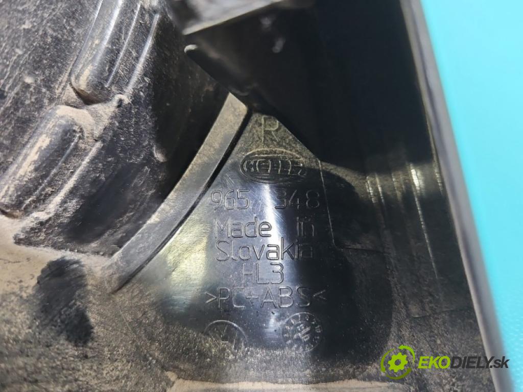 Vw Polo IV 9N 2001-2009 1.2 12V 69KM manual 51 kW 1198 cm3 5- světlo zadní pravé blatník: