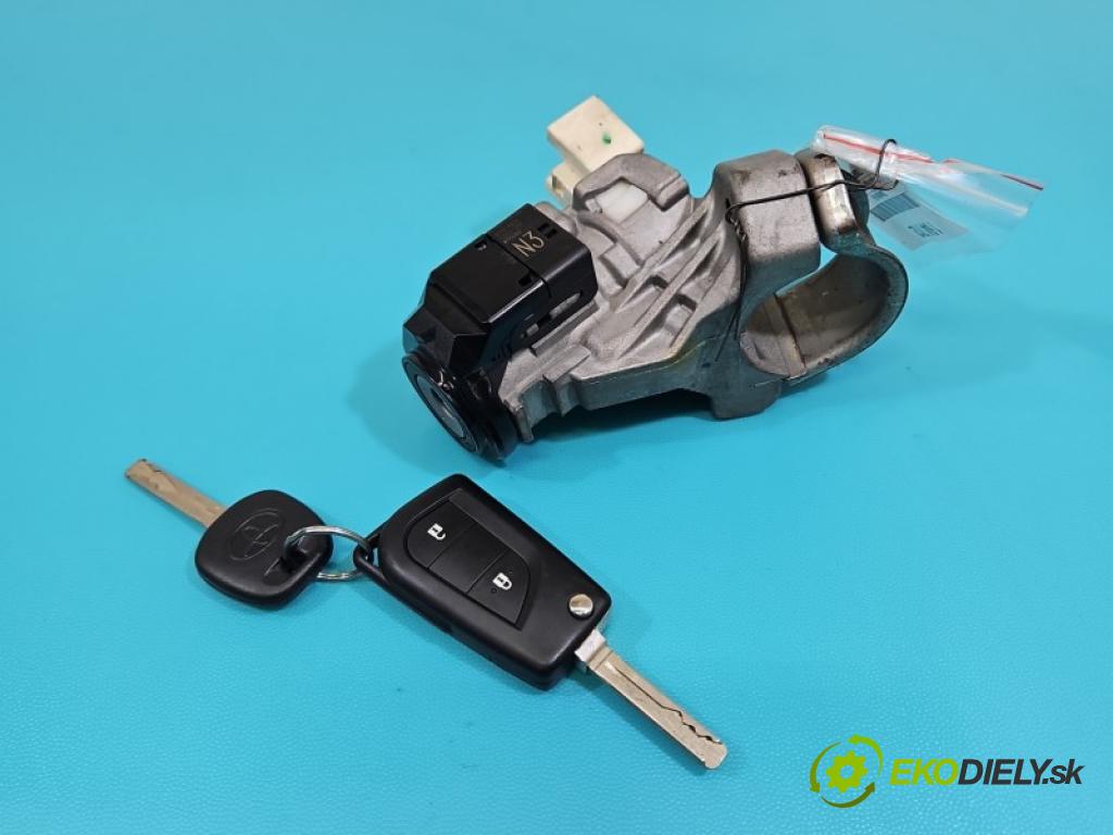 Toyota Aygo II 2014-2022 1.0 vvti 69KM manual 51 kW 998 cm3 5- Spínačka 89782-0H020 (Spínacia skrinka)