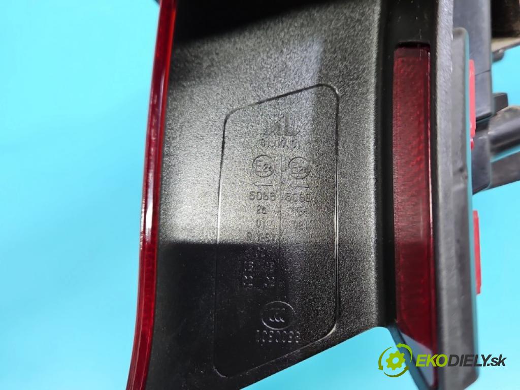 Audi A3 8V 2013-2020 1.4 TFSI 122 HP automatic 90 kW 1395 cm3 5- svetlo / reflektor zadné ľavé blatník 8V4945095A