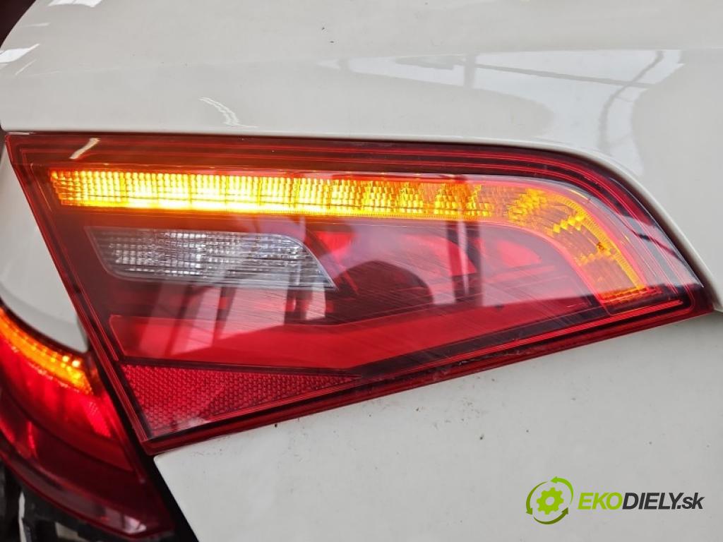 Audi A3 8V 2013-2020 1.4 TFSI 122 HP automatic 90 kW 1395 cm3 5- svetlo / reflektor zadné ľavé kufrové dvere 8V4945093A