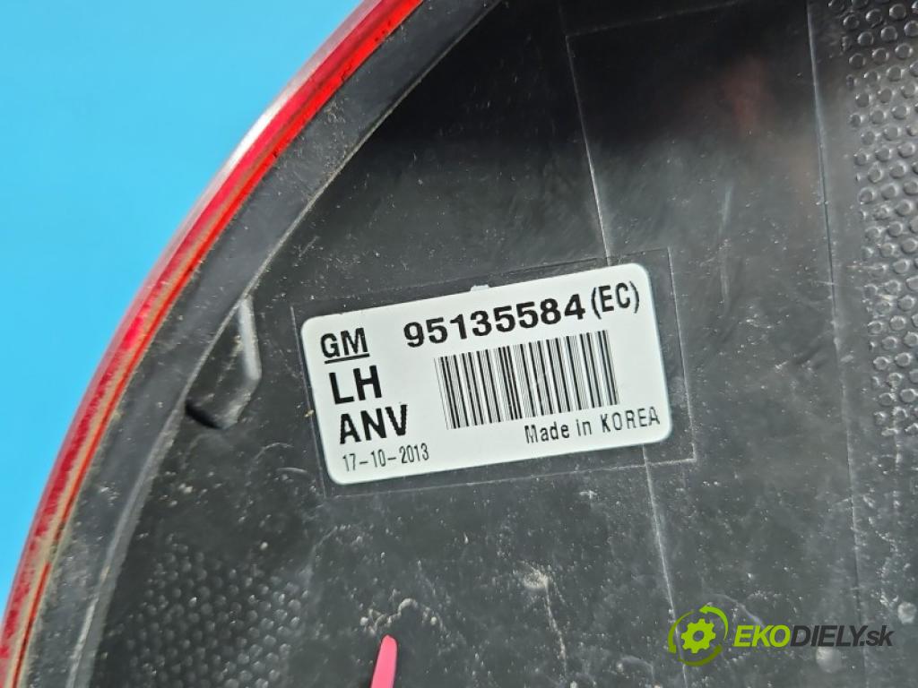 Chevrolet Cruze 1.7 VCDI 131 hp manual 96 kW 1686 cm3 5- světlo zadní levé blatník: 95135584