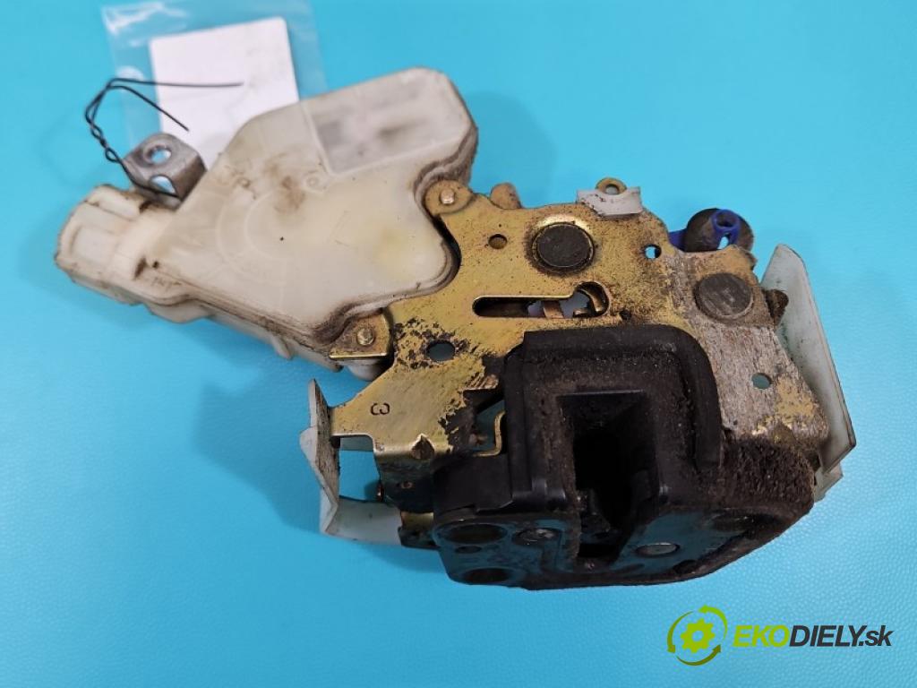 Suzuki Grand Vitara II 2005-2014 2.0 16V J20A 140 HP manual 103 kW 1995 cm3 5- zámok kufrové dvere zadné 8055265J00
