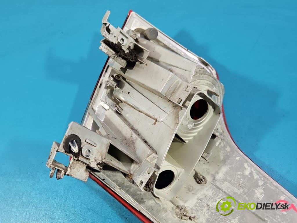 Citroen C4 Picasso I 2006-2013 1.6 16V 120 HP manual 88 kW 1598 cm3 5- svetlo / reflektor zadné pravé blatník 9653547480