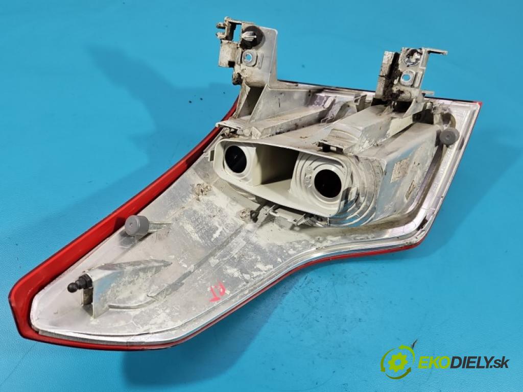 Citroen C4 Picasso I 2006-2013 1.6 16V 120 HP manual 88 kW 1598 cm3 5- svetlo / reflektor zadné pravé blatník 9653547480