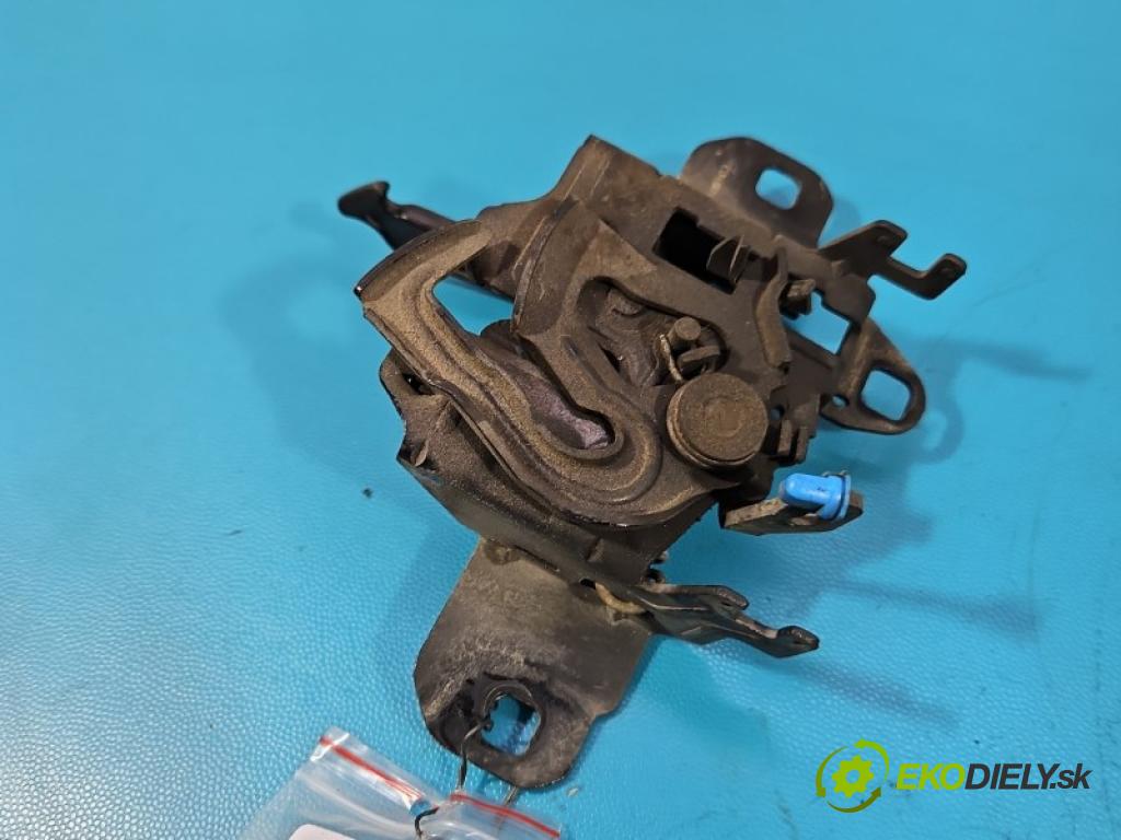 Seat Leon I 1999-2005 1.6 16V 105 HP manual 77 kW 1598 cm3 5- zámok kapoty 1M0823503J