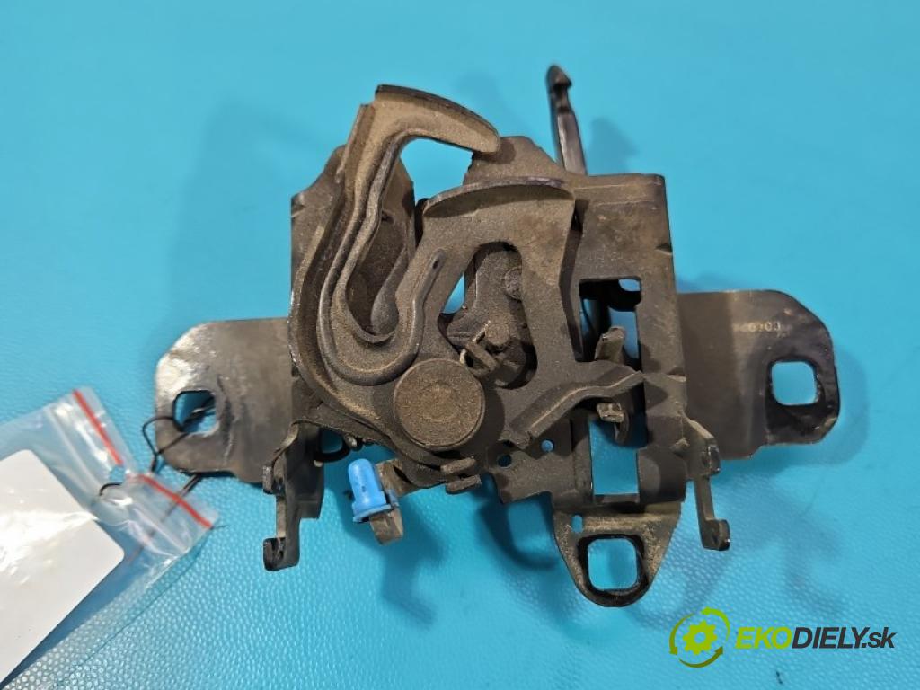 Seat Leon I 1999-2005 1.6 16V 105 HP manual 77 kW 1598 cm3 5- zámok kapoty 1M0823503J
