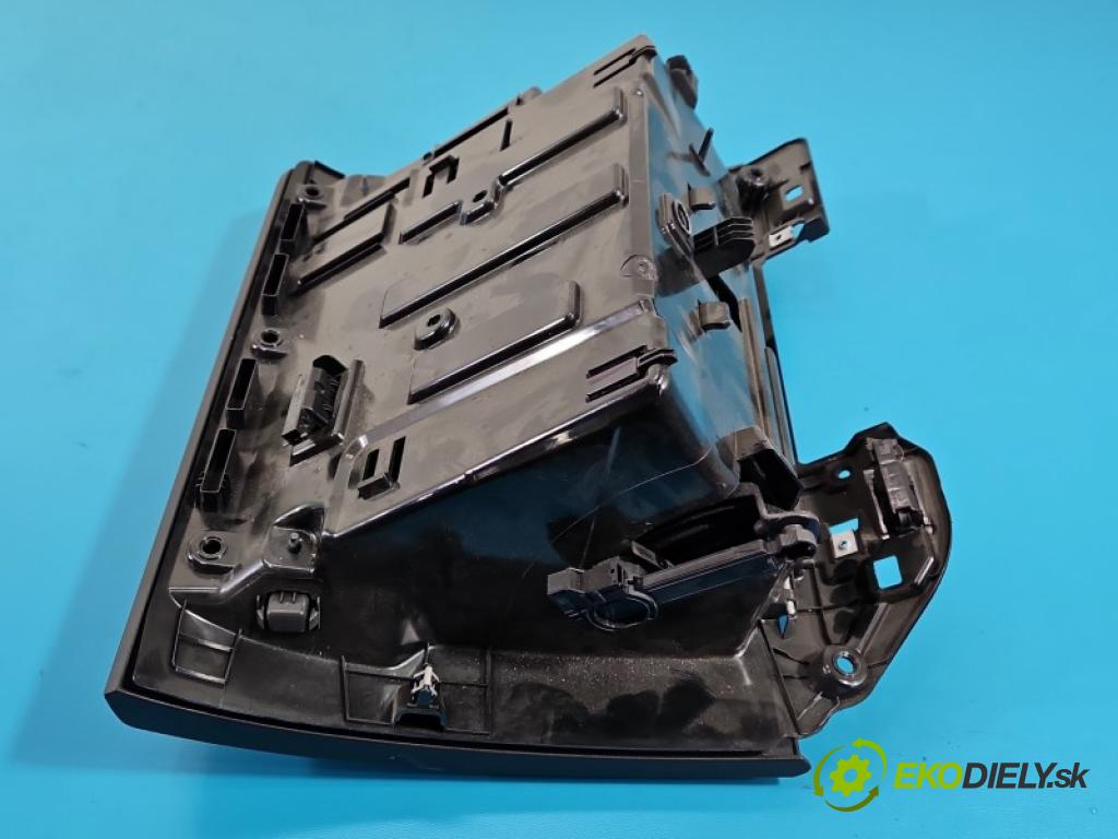 Volvo XC60 II 2017- 2.0 T5 250 HP automatic 184 kW 1969 cm3 5- kastlík 31417596