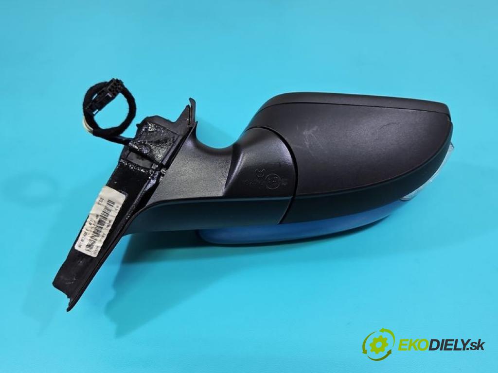 Skoda Fabia III 2014-2021 1.0 TSI 95 hp manual 70 kW 999 cm3 5- zpětné zrcátko pravé  (Klika dveří ostatní)