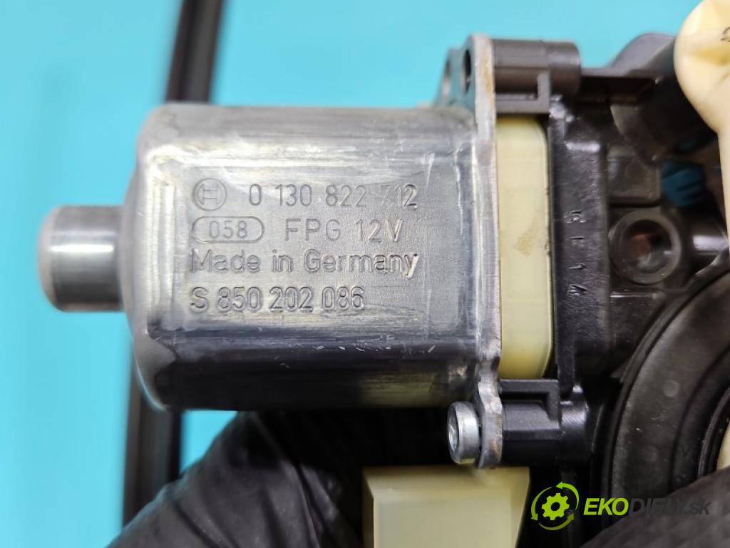 Audi A3 8V 2013-2020 1.4 TFSI 122 HP automatic 90 kW 1395 cm3 5- mechanizmus okna zadné pravý 5Q0959802