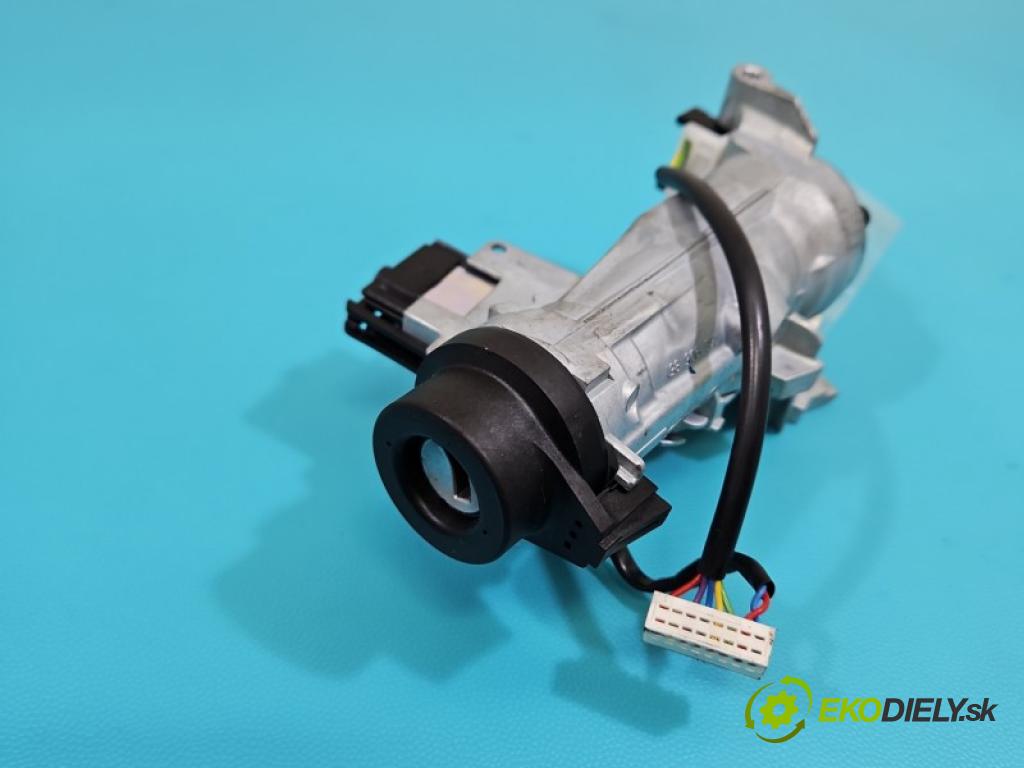 Audi A3 8V 2013-2020 1.4 TFSI 122 HP automatic 90 kW 1395 cm3 5- Spínačka 1K0905851 (Spínacia skrinka)