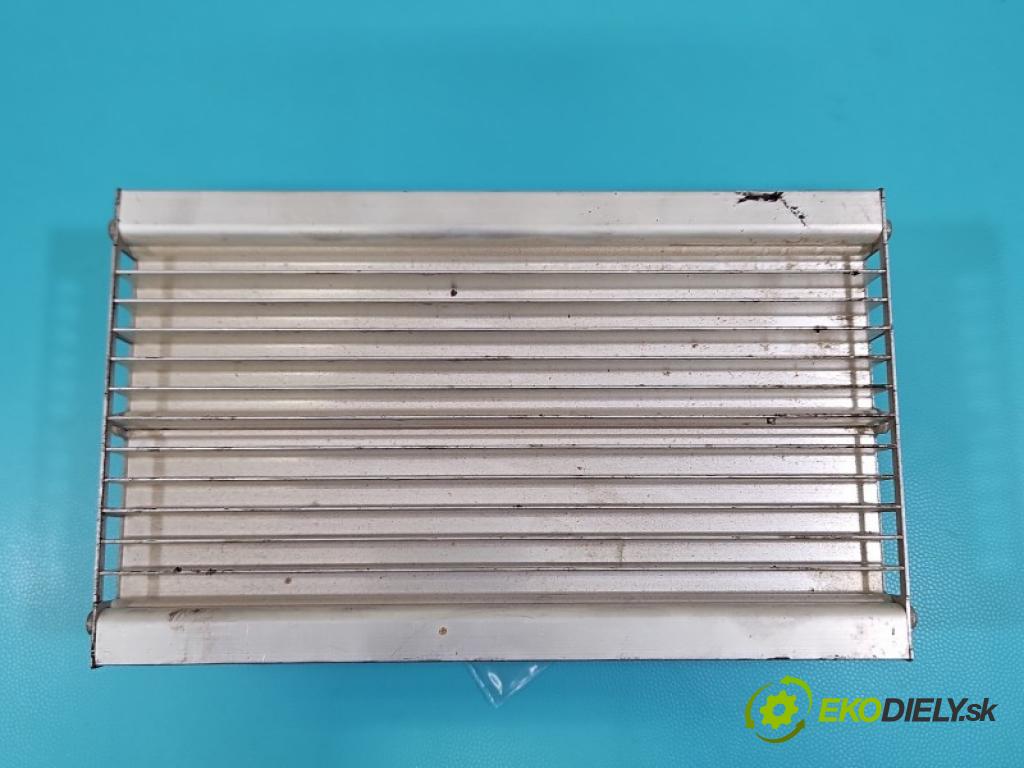 Bmw 5 E60 2003-2010 2.0d 163 hp automatic 120 kW 1995 cm3 4- Zesilovač: 9198762 (Zesilovač)