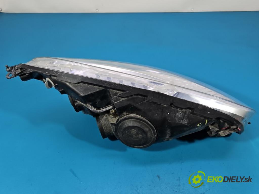 Citroen C4 Picasso I 2006-2013 1.6 16V 120 HP manual 88 kW 1598 cm3 5- Reflektor: ľavý  (Kľučka dverí ostatné)