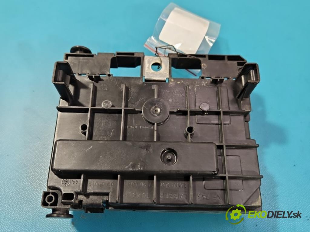 Citroen C4 Picasso I 2006-2013 1.6 16V 120 hp manual 88 kW 1598 cm3 5- řídící jednotka 9667044880