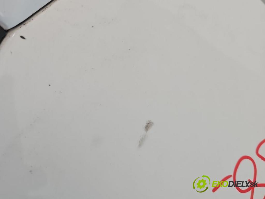 Citroen C4 Picasso I 2006-2013 1.6 16V 120 hp manual 88 kW 1598 cm3 5- nárazník přední  (Klika dveří ostatní)
