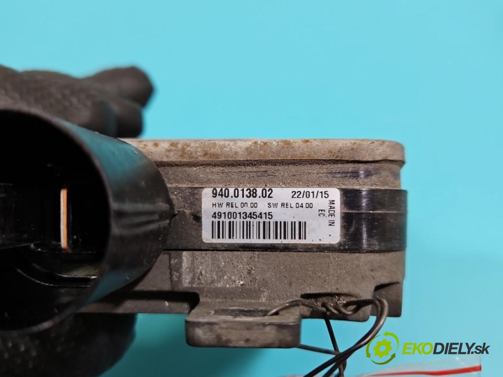 Volvo S60 II 2010-2018 2.0 T 241KM automatic 177 kW 1999 cm3 4- Relé: ventilátoru 940013802