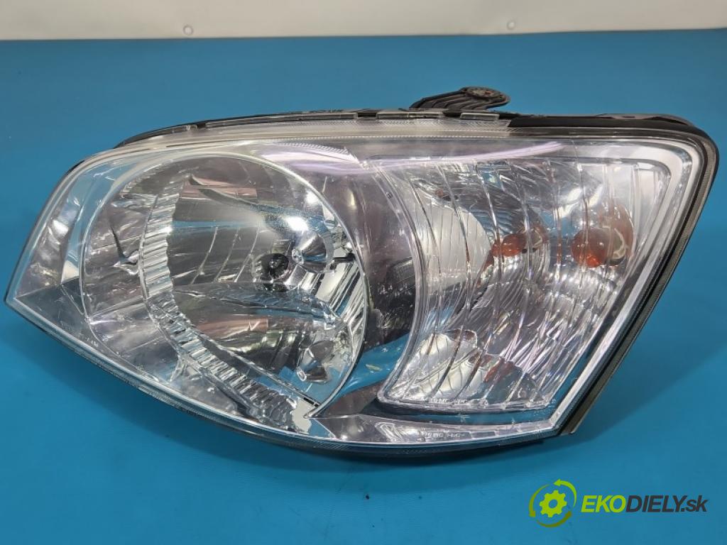 Hyundai Getz 1.1 8V 63 HP manual 46 kW 1086 cm3 5- Reflektor: ľavý (Kľučka dverí ostatné)
