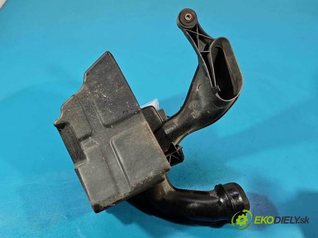 Ford Focus Mk2 2004-2011 1.6 16V 101 HP manual 74 kW 1596 cm3 5- rezonátor 4M51-9F763-BB