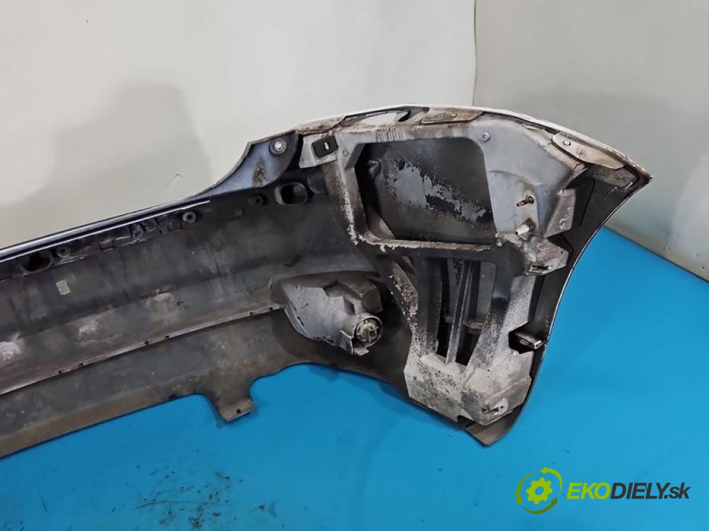 Ford Focus Mk2 2004-2011 1.6 16V 101 hp manual 74 kW 1596 cm3 5- nárazník zadní  (Klika dveří ostatní)