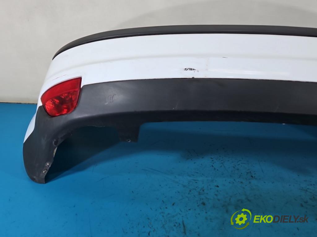 Ford Focus Mk2 2004-2011 1.6 16V 101 hp manual 74 kW 1596 cm3 5- nárazník zadní  (Klika dveří ostatní)