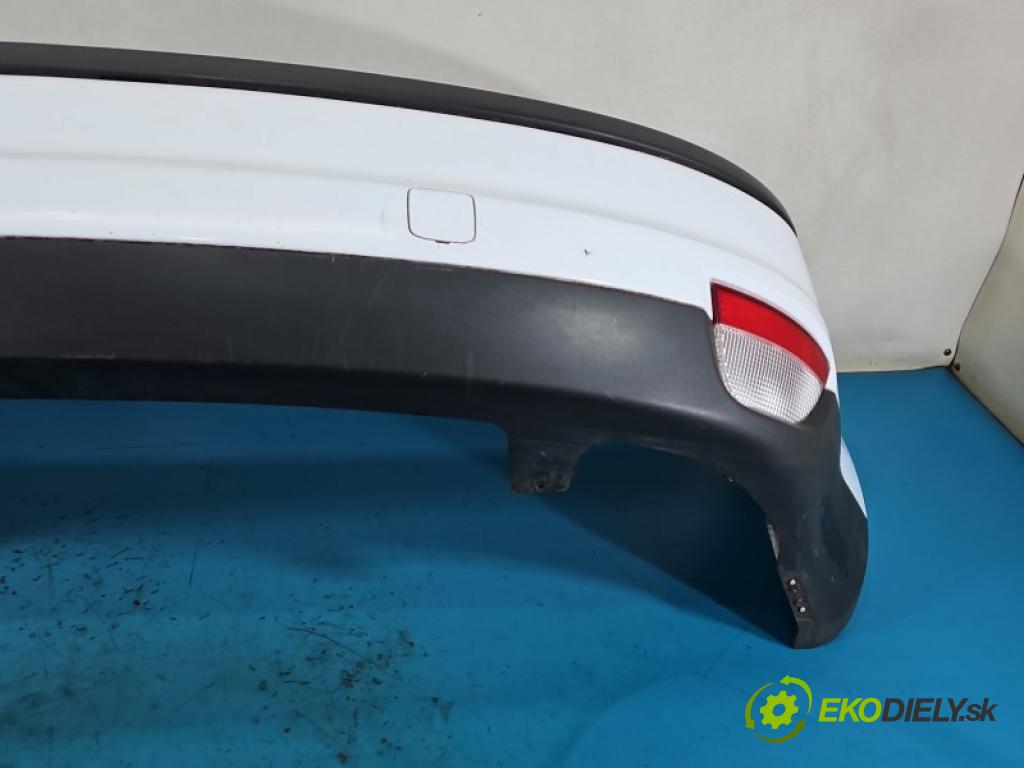 Ford Focus Mk2 2004-2011 1.6 16V 101 hp manual 74 kW 1596 cm3 5- nárazník zadní  (Klika dveří ostatní)