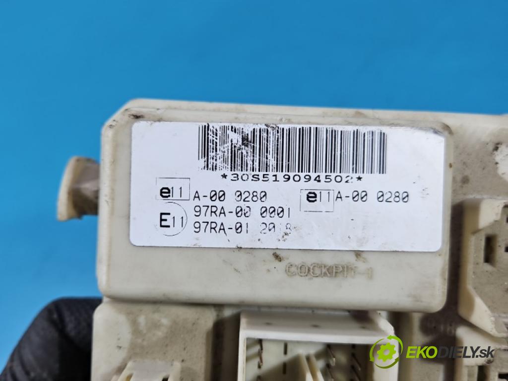 Ford Focus Mk2 2004-2011 1.6 16V 101 HP manual 74 kW 1596 cm3 5- skrinka poistka 4M5T-14A073-AG (Poistková skrinka)