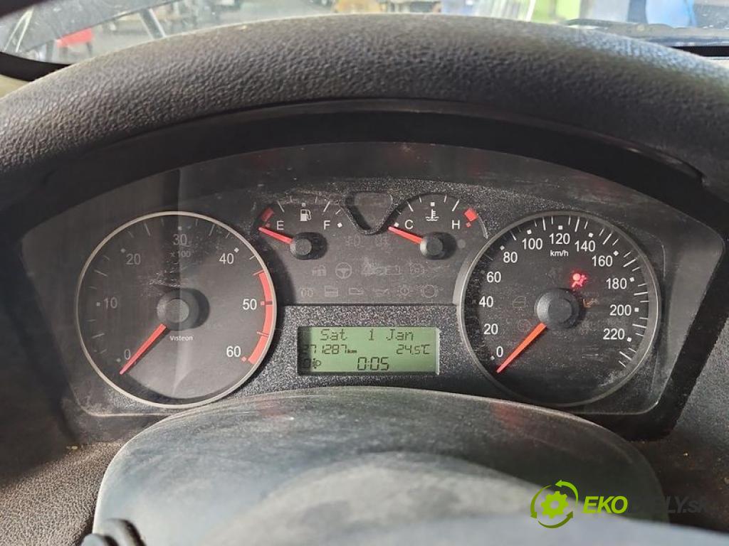 Fiat Stilo 1.9 jtd 116 hp manual 85 kW 1910 cm3 3- Přístrojová deska 46759970 (Přístrojová deska)