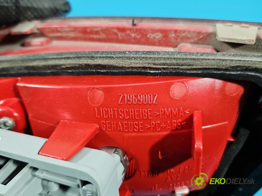 Audi A4 B8 2007-2015 1.8 TFSI 160 HP manual 118 kW 1798 cm3 5- svetlo / reflektor zadné ľavé kufrové dvere