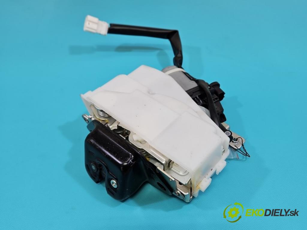 Honda CR-V IV 2012-2018 2.2 i-DTEC 150 hp automatic 110 kW 2199 cm3 5- zámek kufrových dveří zadní D76-61372-C