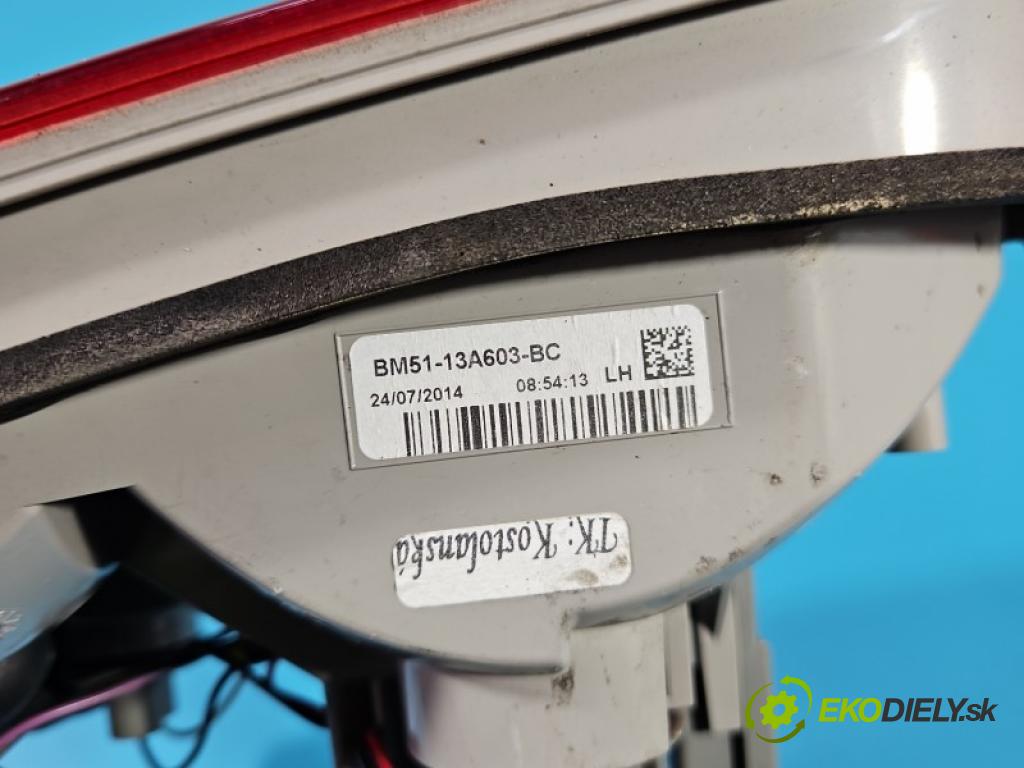 Ford Focus Mk3 2010-2018 1.6d 116 HP manual 85 kW 1560 cm3 5- svetlo / reflektor zadné ľavé kufrové dvere BM51-13A603-BC