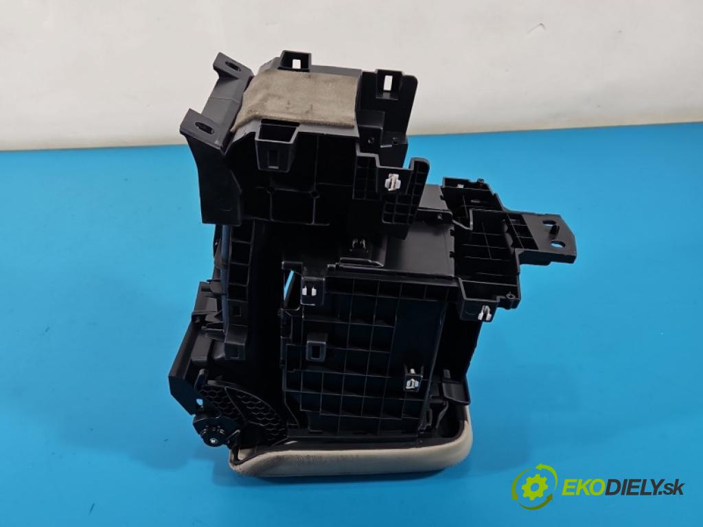 Honda CR-V IV 2012-2018 2.2 i-DTEC: 150 HP automatic 110 kW 2199 cm3 5- operadlo P005205621 (Lakťová opierka)