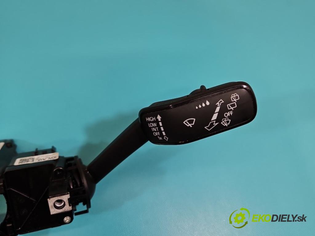 Skoda Fabia III 2014-2021 1.0 TSI 95 HP manual 70 kW 999 cm3 5- prepínač komplex: 6C0953513D (Prepínacie páčky pod volantom)