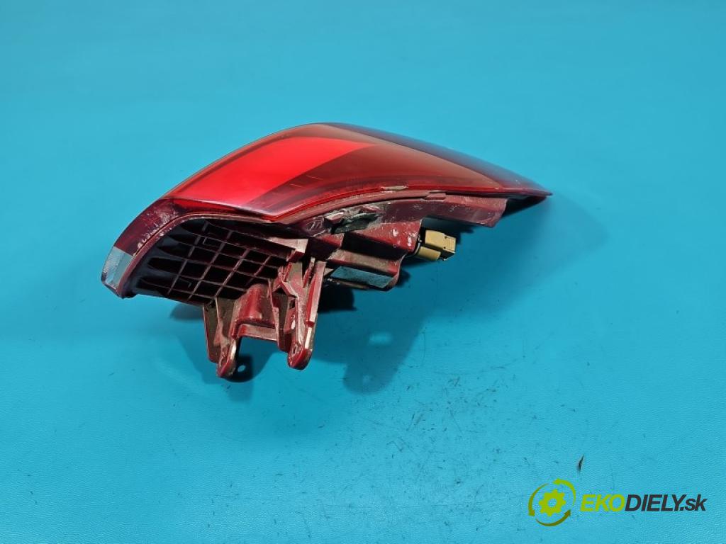 Hyundai Tucson III 2015-2020 1.7 crdi 141 hp automatic 104 kW 1685 cm3 5- světlo zadní levé blatník: