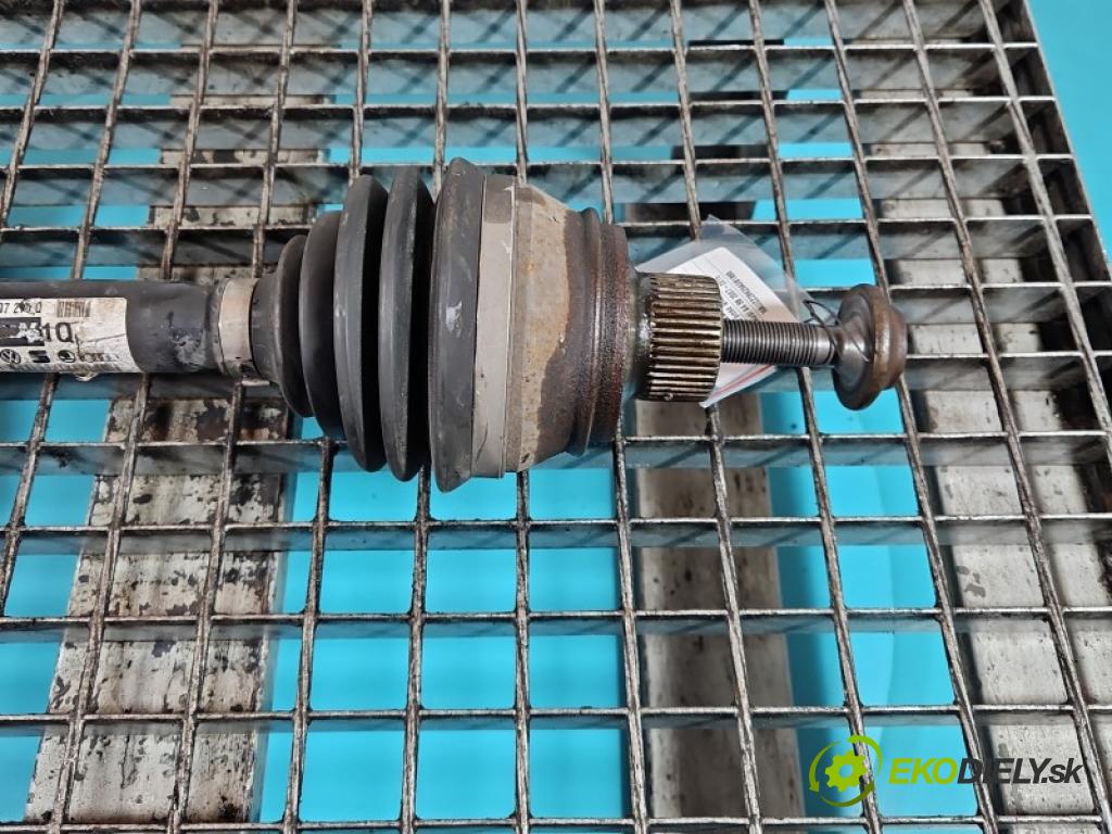 Audi A4 B8 2007-2015 1.8 TFSI 160 hp manual 118 kW 1798 cm3 5- poloos přední levé 8K0407271Q